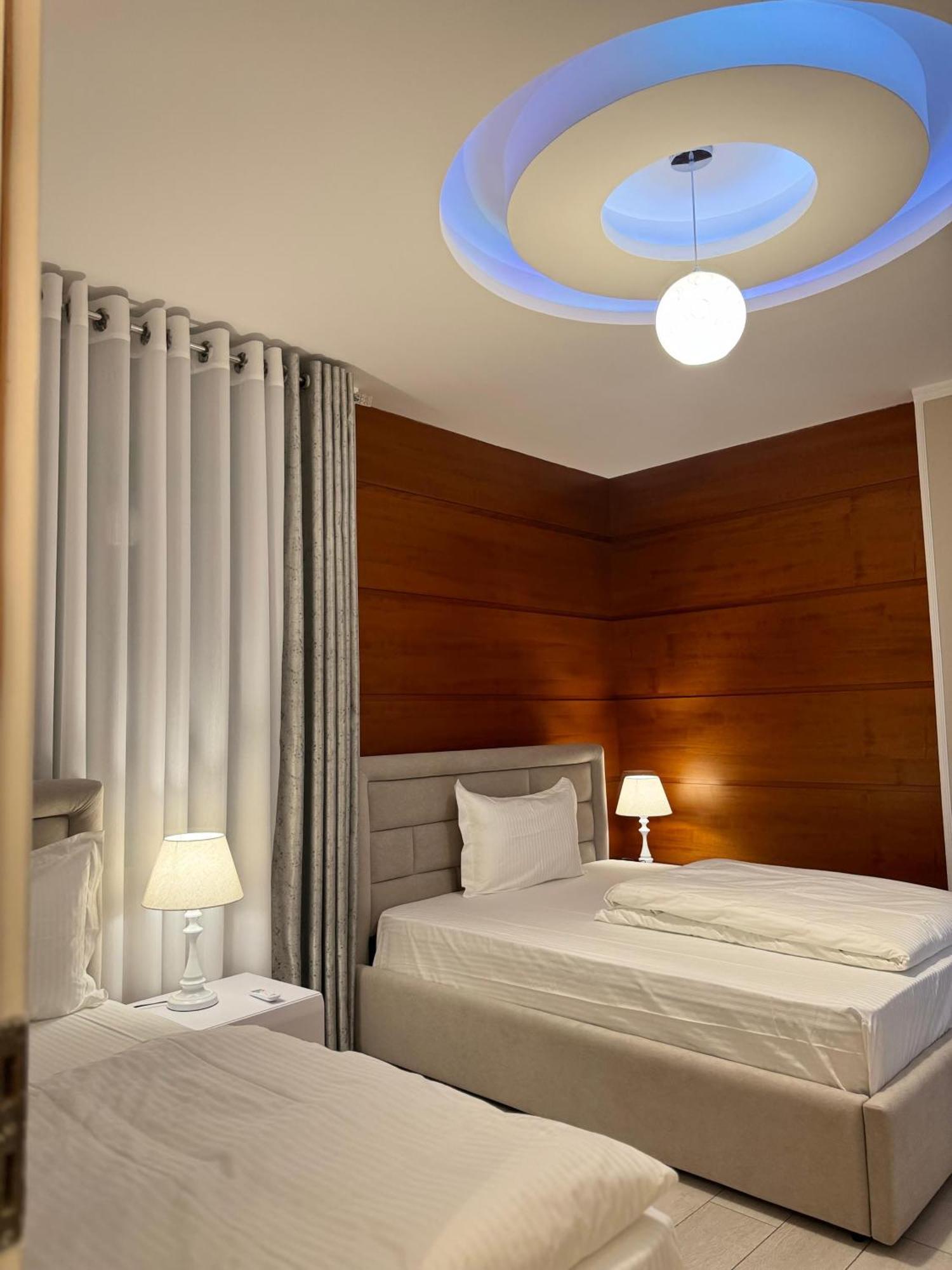 Sun Tower Luxury Suite-View From Of Tirana Center Экстерьер фото